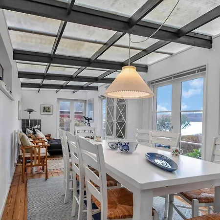 Fj3200-frederikssund-strandvej-58 フレズレクソン