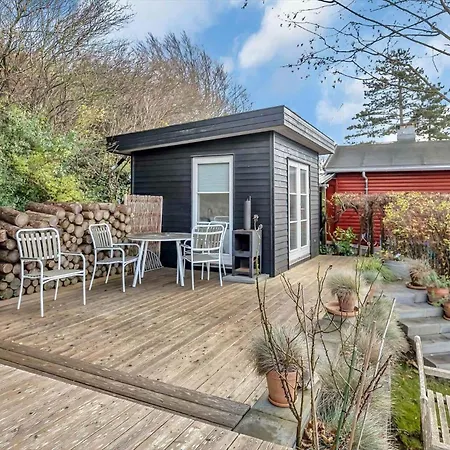 Fj3200-frederikssund-strandvej-58 別荘 フレズレクソン