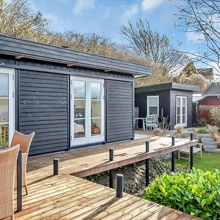 Fj3200-frederikssund-strandvej-58 Holiday home